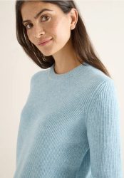 Pullover mit Strukturdetails
