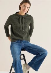 Jacquard Funnel Neck Shirt