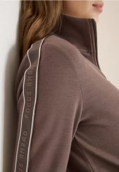 Jacke mit Tape