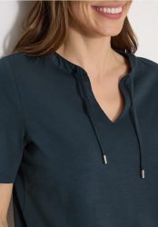 Kurzarm Shirt mit Split Neck