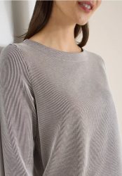 Gestreiftes Shirt