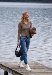 Langarm Shirt in Unifarbe mit V-Neck