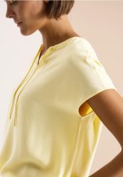 Kurzarm Bluse mit Strukturmix