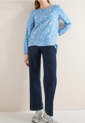 Bluse mit Knoten