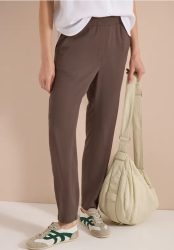 Leichte Loose Fit Hose mit Struktur