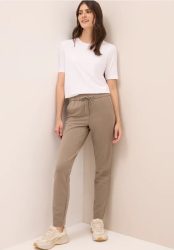 Casual Fit Hose