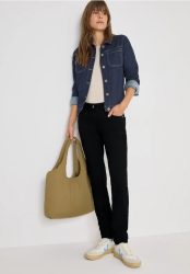 Casual Fit Jeans