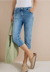 High waist Slim Fit Capri Jeans