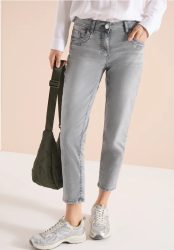 7/8 Mid Waist Slim Leg Jeans im Casual Fit