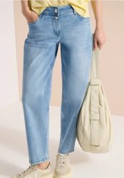 High Waist Barrel Leg Jeans im Loose Fit