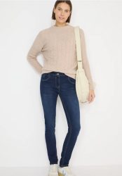 Straight Leg Jeans
