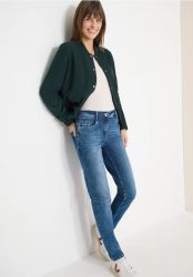 Slim Leg Jeans