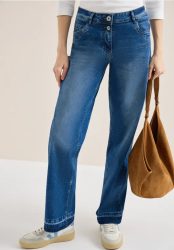 Jeans mit Saumdetail