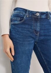 Jeans im Slim Fit
