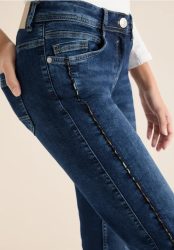 Jeans mit Gallonstreifen