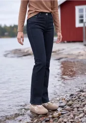High Waist Bootcut Jeans im Slim Fit