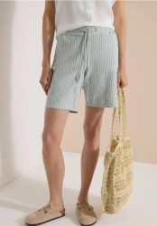 Wide Leg Shorts in Seersucker