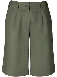 Bermudas Peter Hahn grün