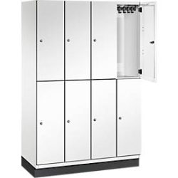 C+P Doppelstöckiger Spind Cambio, 4 Abteile, 8 Fächer, mit Sockel, B 1200 x T 525 x H 1980 mm, verkehrsweiss
