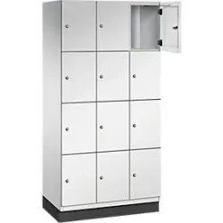 C+P Schliessfachschrank Cambio, 3 Abteile, 12 Fächer, mit Sockel, B 900 x T 525 x H 1980 mm, lichtgrau