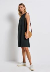 Kleid in Unifarbe