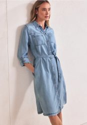 Knielanges Kleid im Washed