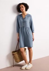 Knielanges Kleid mit Rüschen im Denim