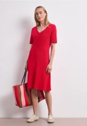 Knielanges Kleid aus Jersey mit Kurzarm