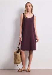 Knielanges Kleid mit gerafften Trägern