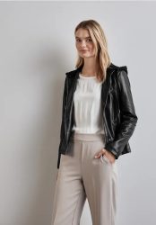 Jacke in Leder