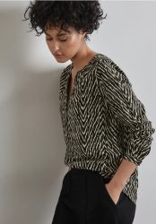 Gemusterte Bluse