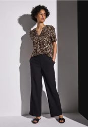 Bluse mit Leo