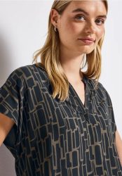 Blusenshirt mit Puzzle Print
