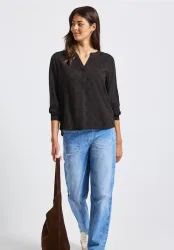 Split Neck Print