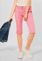 Casual Fit Capri Hose