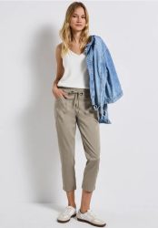 Hose im Loose Fit