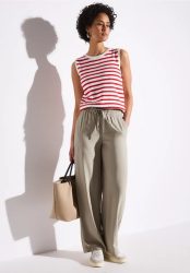 Wide Leg Hose