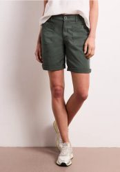 Straight Leg Bermuda mit Turn