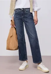 Straight Leg Jeans