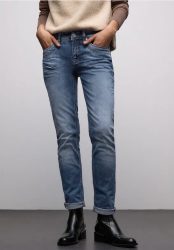 Slim Leg Jeans