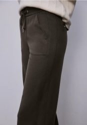 Straight Leg Hose