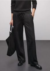 Fishbone Jacquard Hose