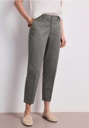Chino im Casual Fit in softer Qualität