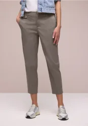 Chino im Casual Fit in softer Qualität