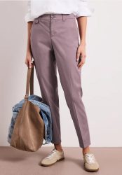 Chino im Casual Fit in softer Qualität