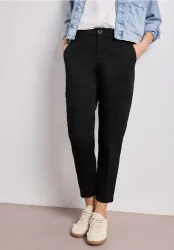 Slim Leg Chino mit Taschen im Cargo