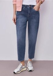 Barrel Leg Jeans