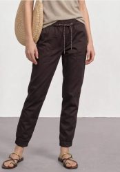 Slim Leg Hose in leichter Qualität