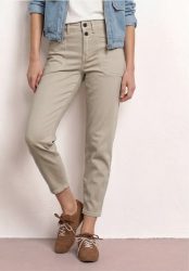 Barrel Leg Jeans im Colored Denim Look