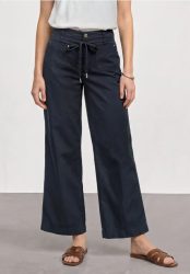 Straight Leg Hose in Washed